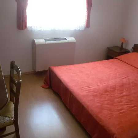 Apartment Pavicini 1 *